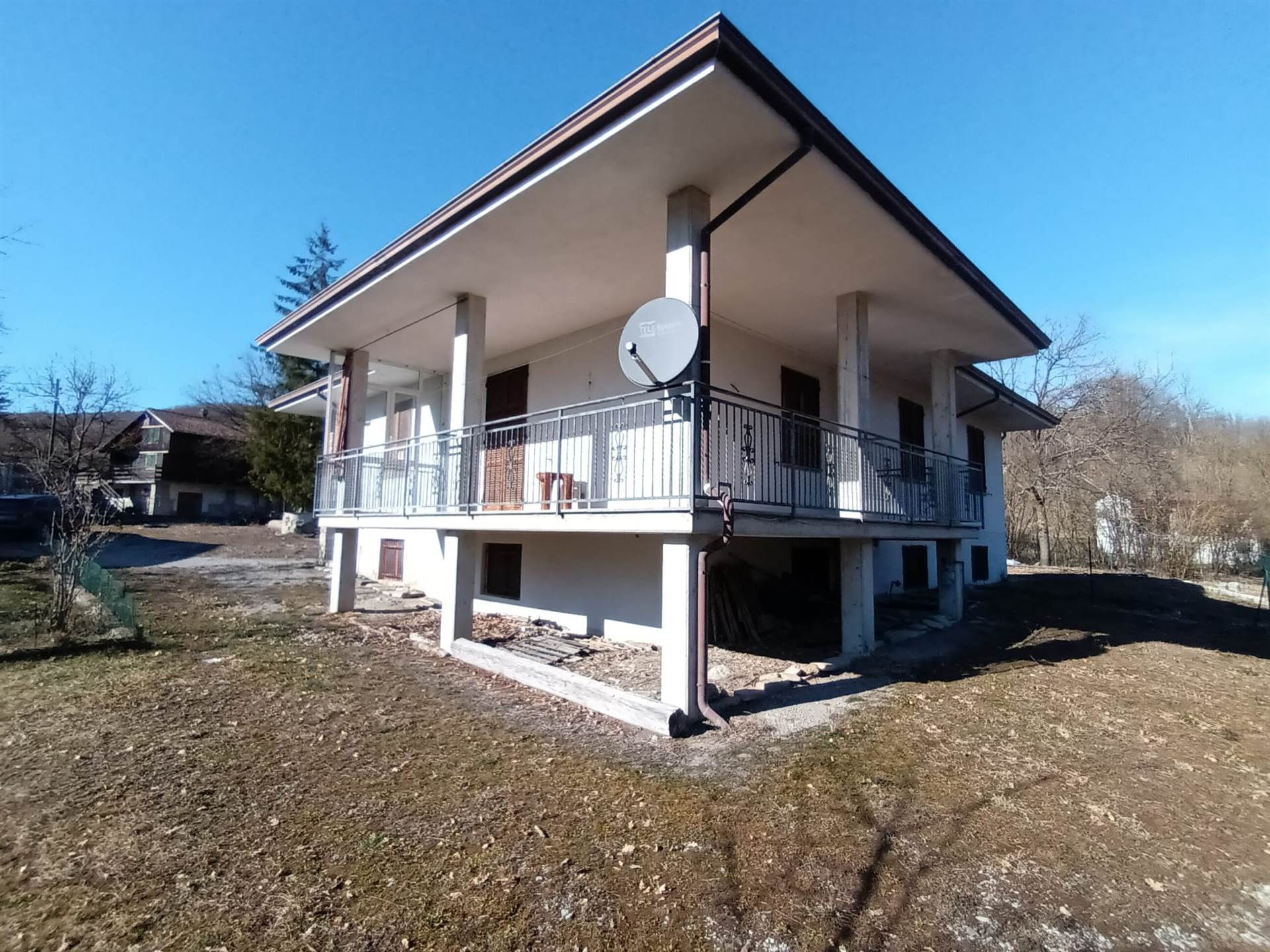 Casa singola - FARINI