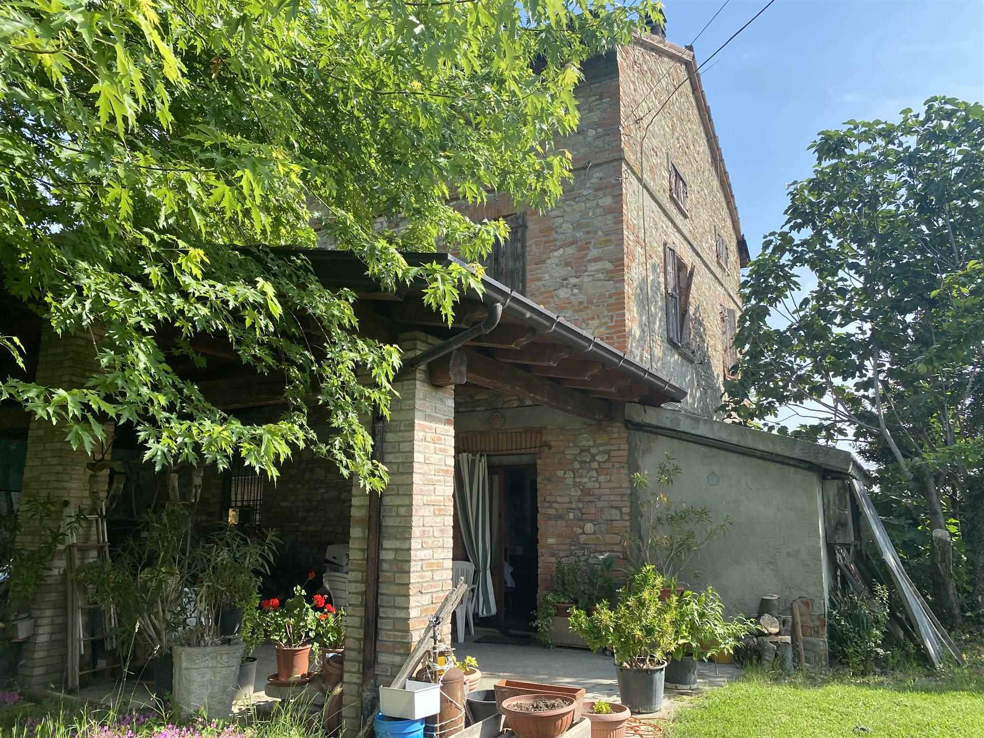 Rustico casale - SAN GIORGIO PIACENTINO